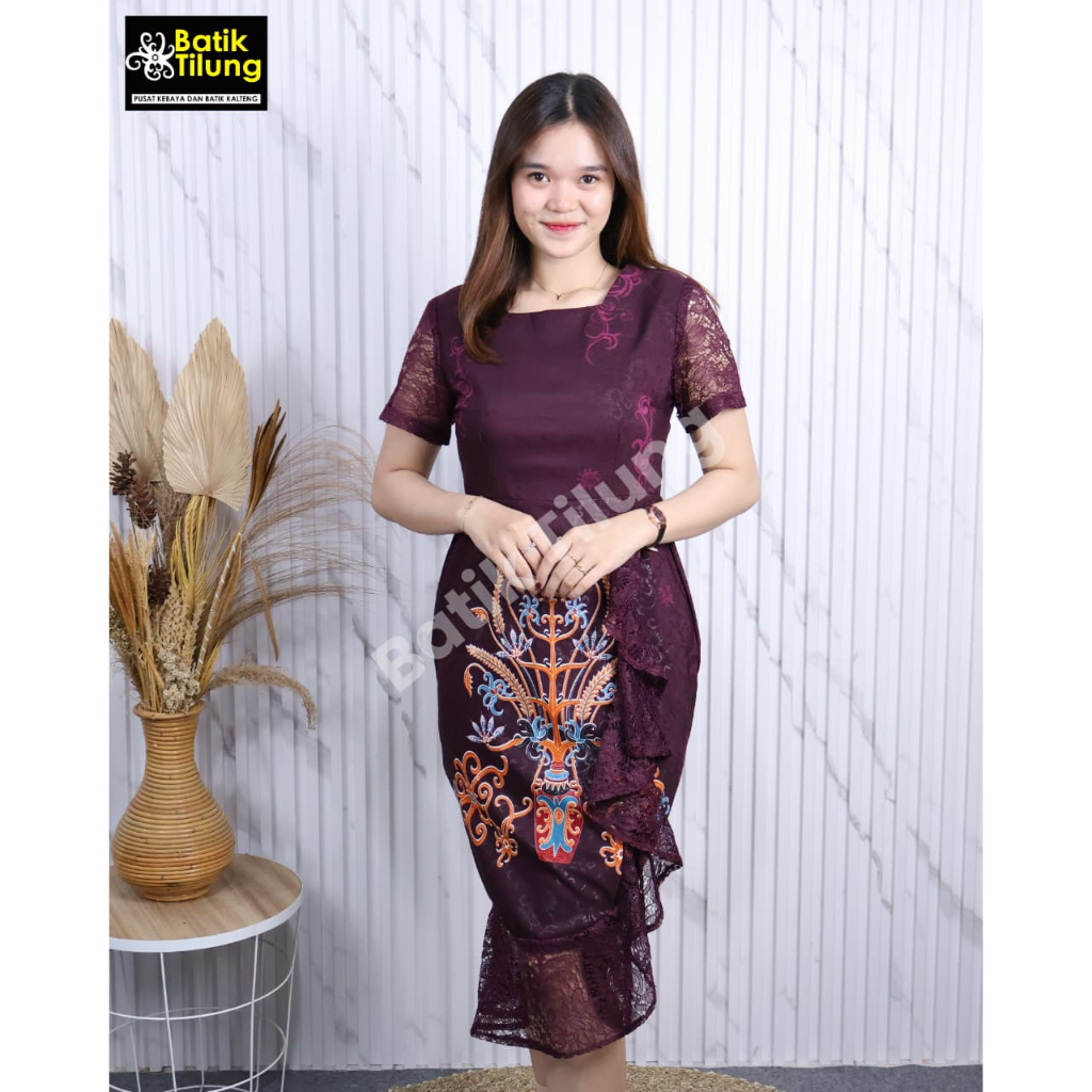 Dress Kalteng Motif Dayak