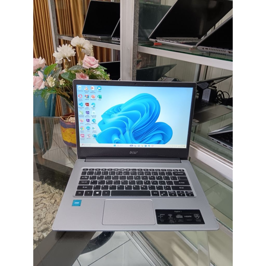 Laptop Acer Aspire A314-35