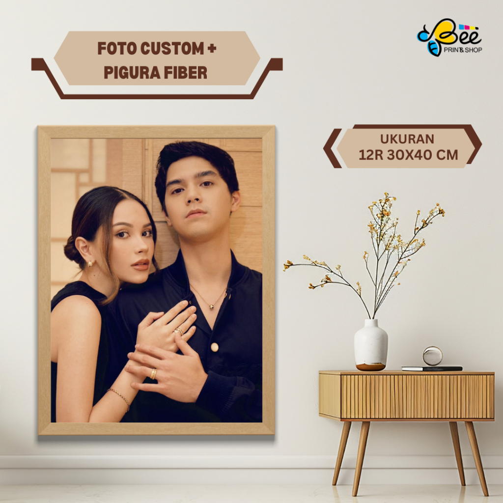 CETAK FOTO BINGKAI 12R 30X40 CM + FIGURA FIBER , Cetak Foto Jumbo , Cetak Foto Besar