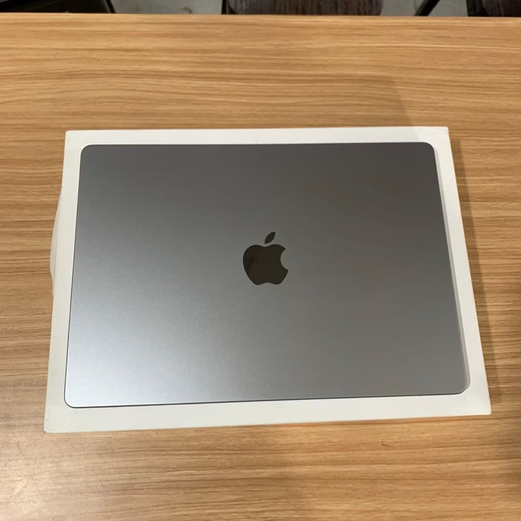 Macbook Pro M4 2025