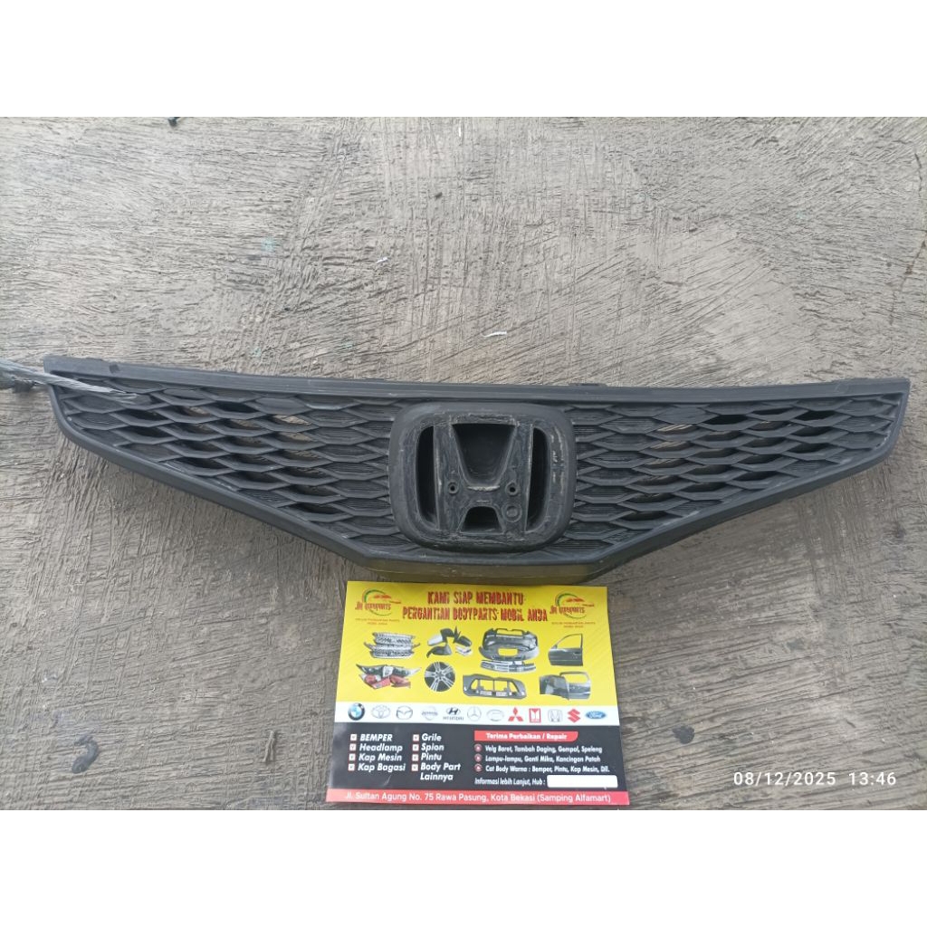Grille Grill Radiator Bemper Depan Jazz GE8 GE 8 2008 2009 2010 Original