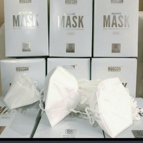 Masker Mouson KN95 Hitam Putih Isi 50pcs