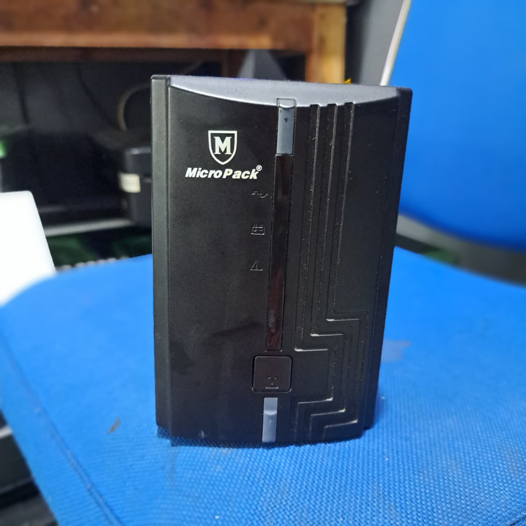 UPS 650VA 650 VA  600VA - Bekas Normal