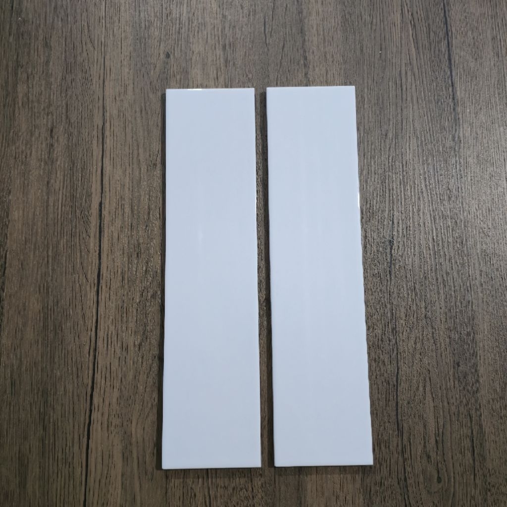 Keramik Plint Dinding Subway 10x40 Mulia Glossy white