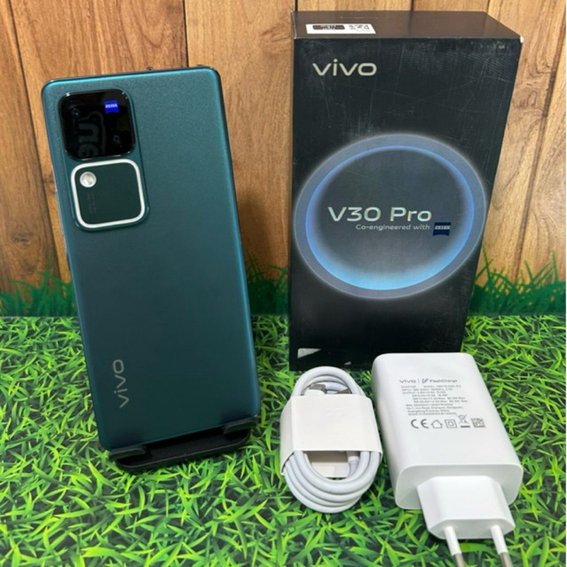 VIVO V30 Pro 12/512 Second