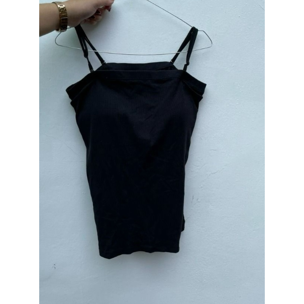 Tank Top Bra Kemben Hitam Gu by Uniqlo size XL