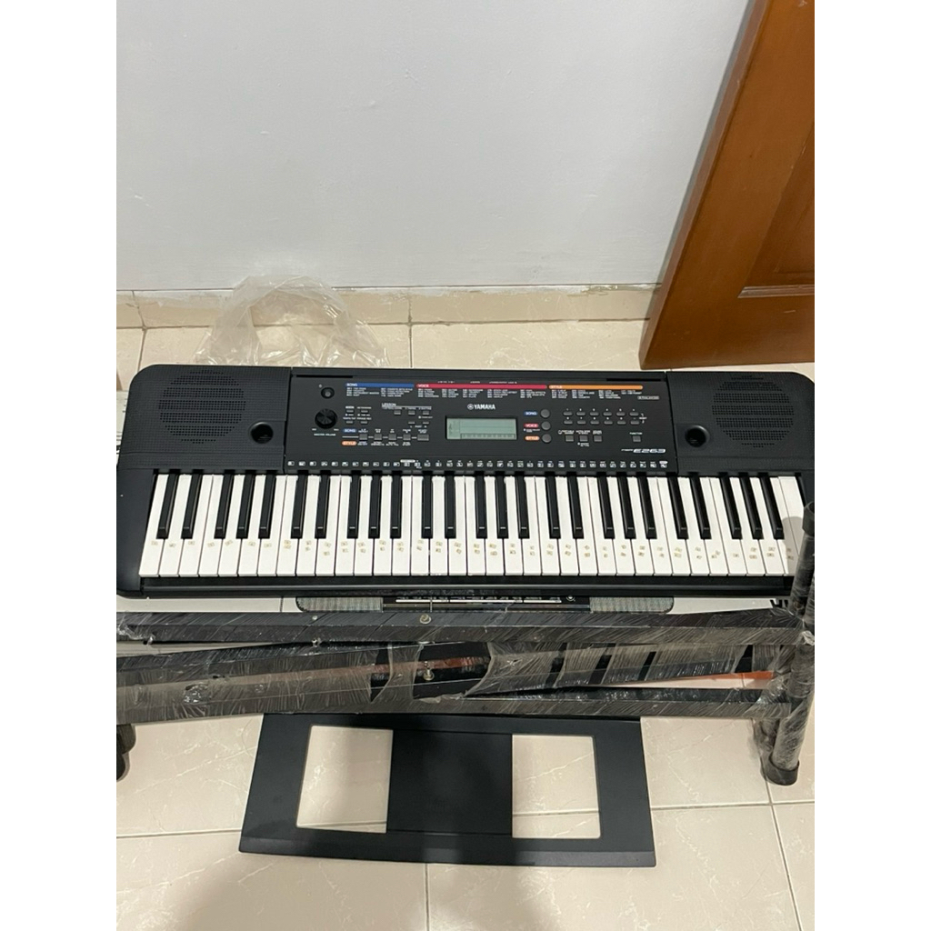 Keyboard Yamaha psr E263