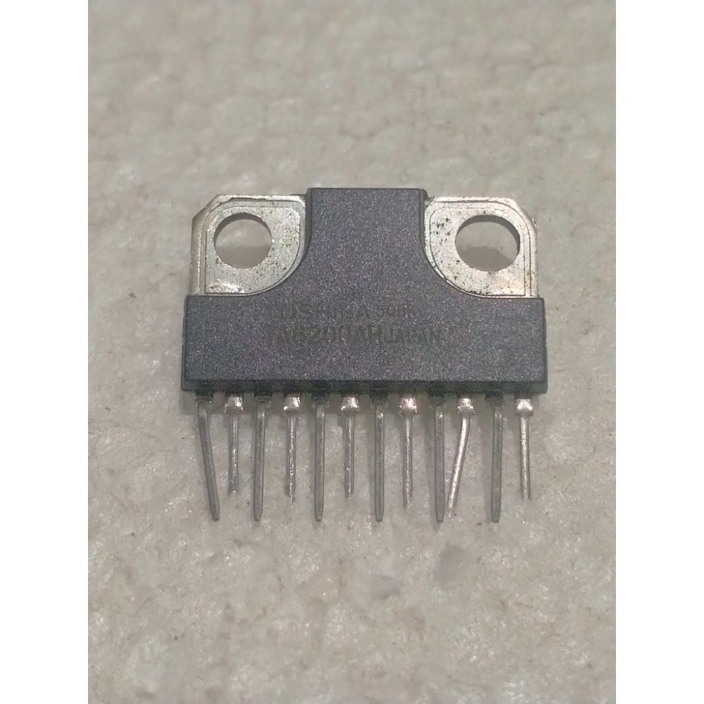 TA8200H TOSHIBA Dual Audio Power Amplifier ZIP 12