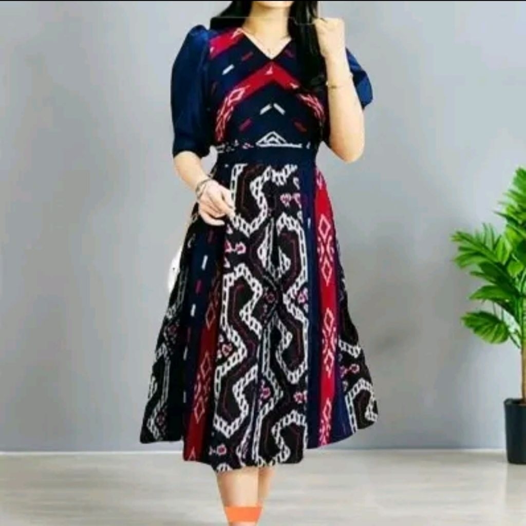 Gaun Tenun Motif Etnik – Dress Midi Casual Elegan