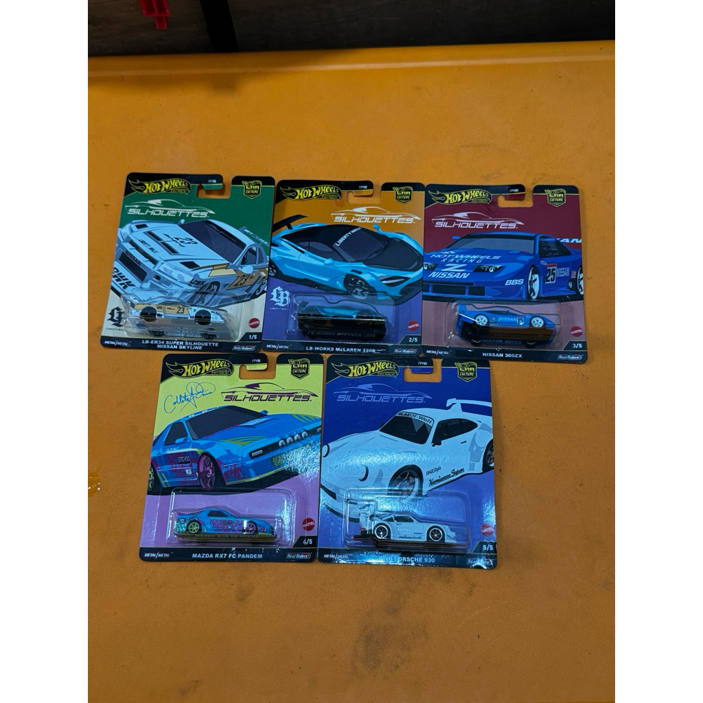 hot wheels silhouette set NISSAN LBWK / PORSCHE RWB