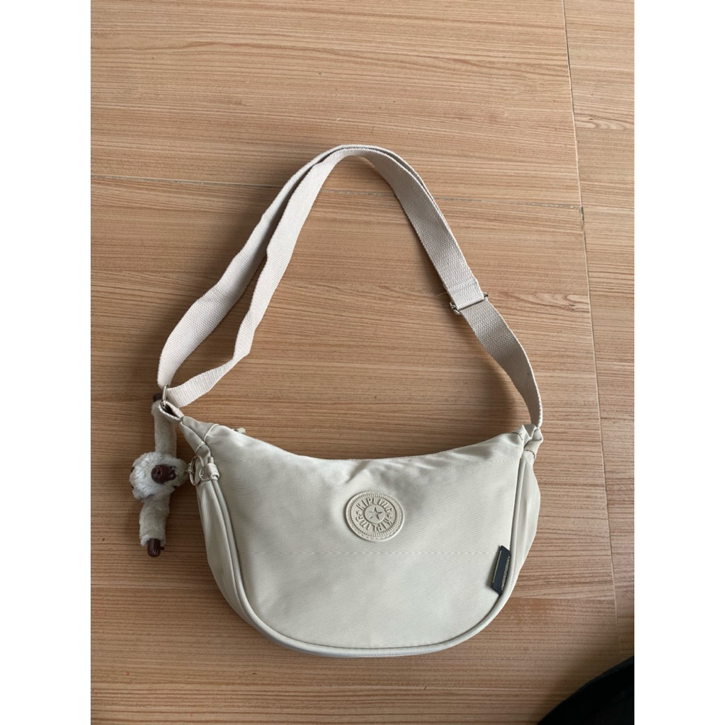 TAS SELEMPANG KIPLING COKSU WANITA MUAT BANYAK