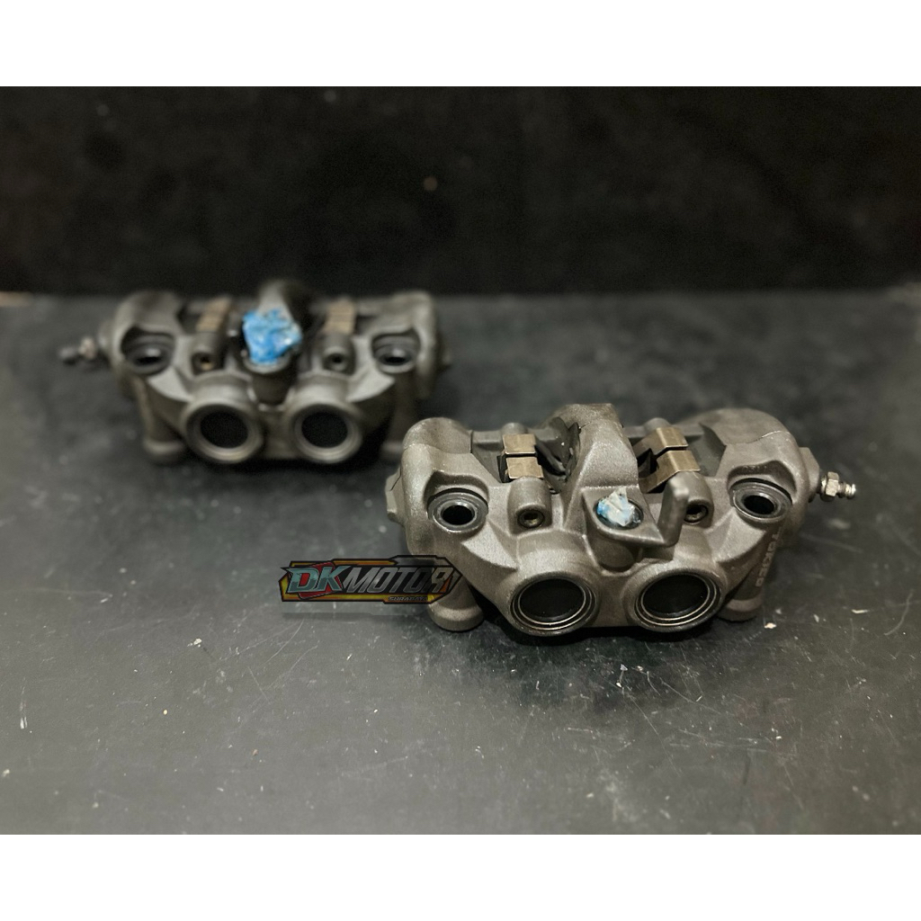 Kaliper Caliper Depan 4P 4 Piston Tokico GSX Kacamata Ex Moge Kanan Kiri Pitch 108 P108 Original