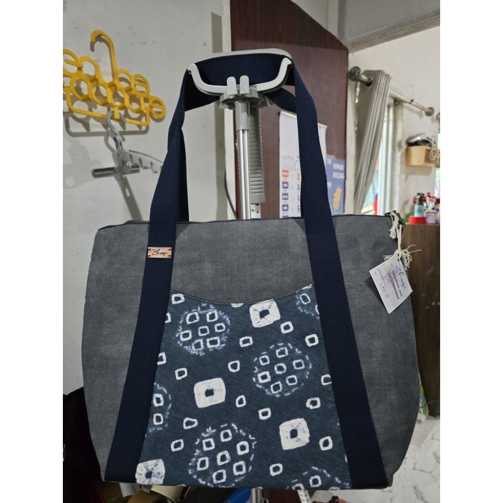 JUMBO TOTE WASTRA PALEMBANG Jumputan Mix Jeans