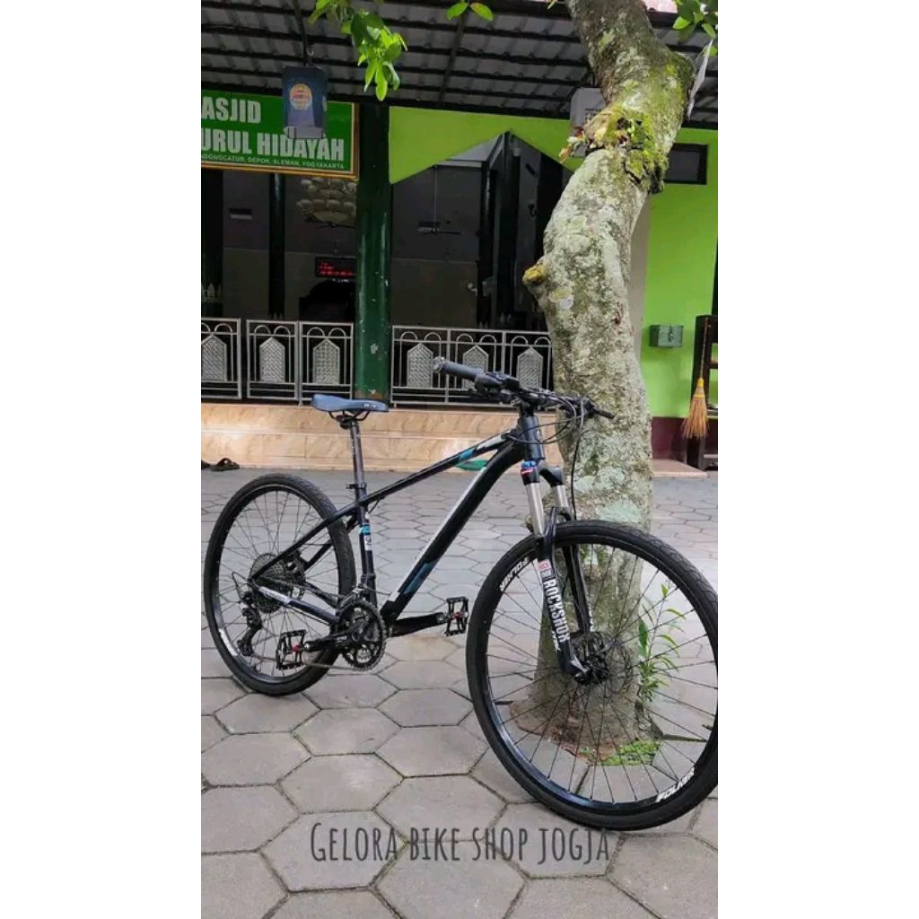 Polygon xtrada 6 Size S 27,5 (sepeda gunung / MTB bekas)