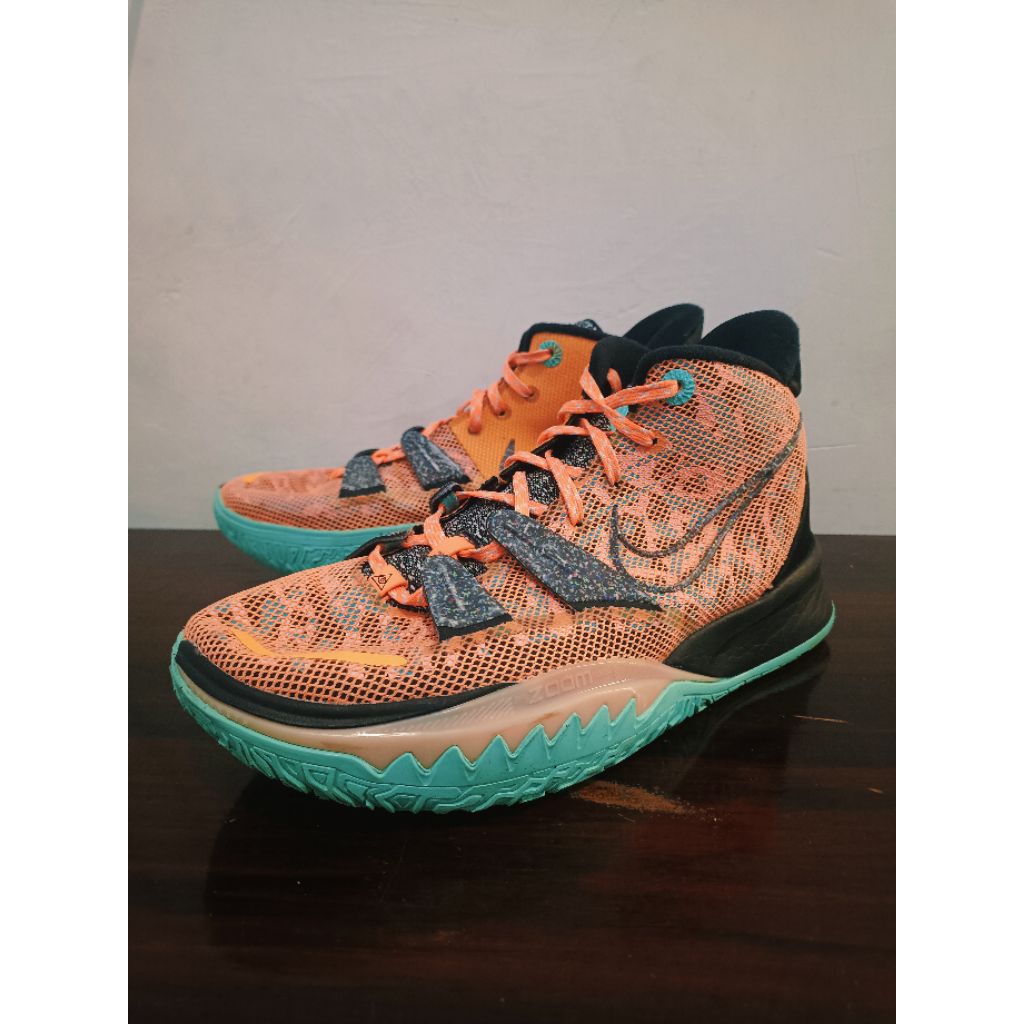 sepatu basket second nike kyrie 7 play for the future