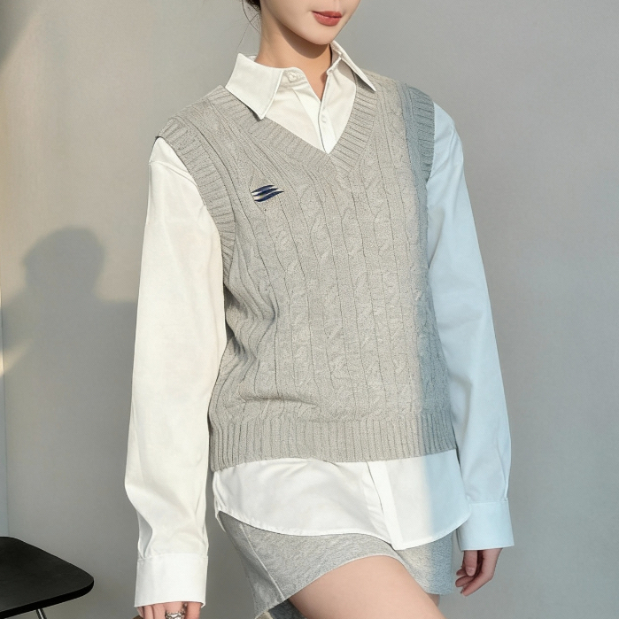 SSFW - Rompi Rajut Korea V-Neck Abu-Abu Kekinian