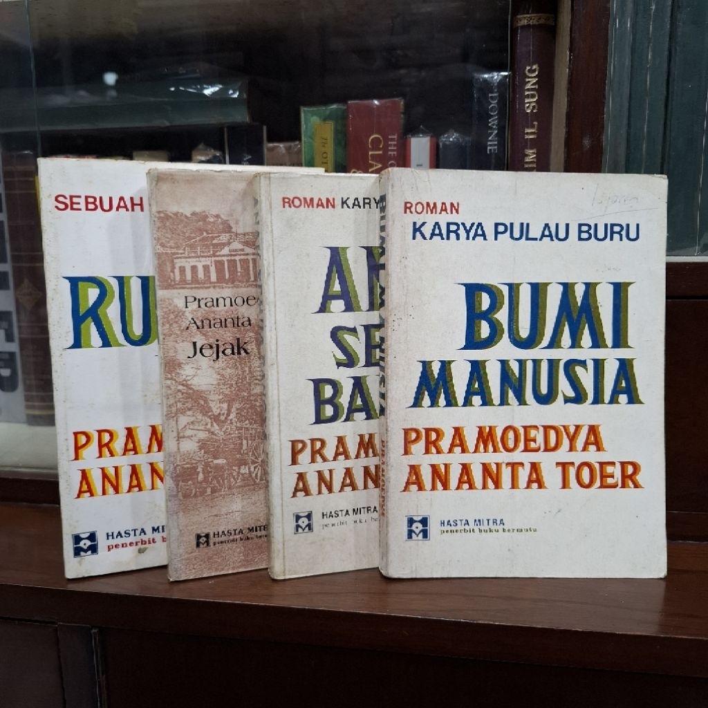 Pramoedya Ananta Toer - Tetralogi Pulau Buru