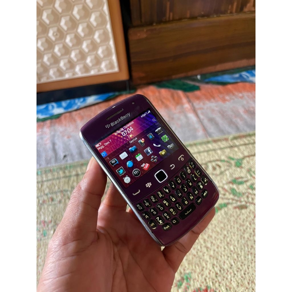 blackberry 9360 apollo