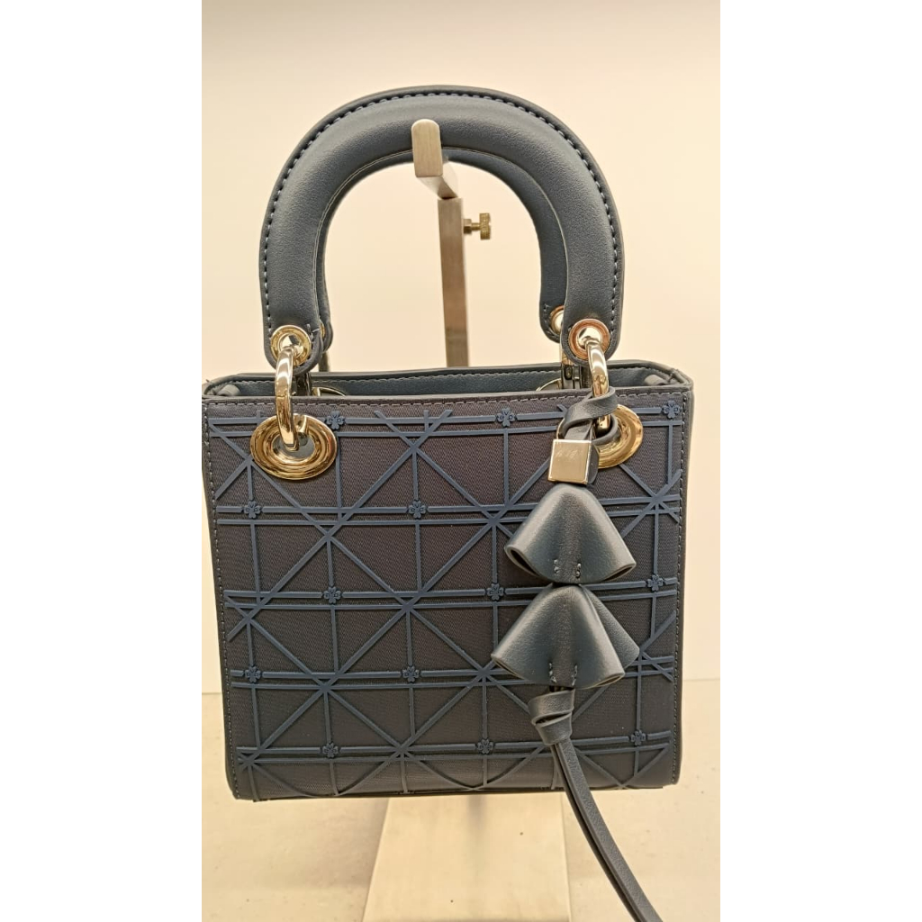 Everbest EVB Filkey Bag Shoulder bag Wanita Beige Navy & Nude