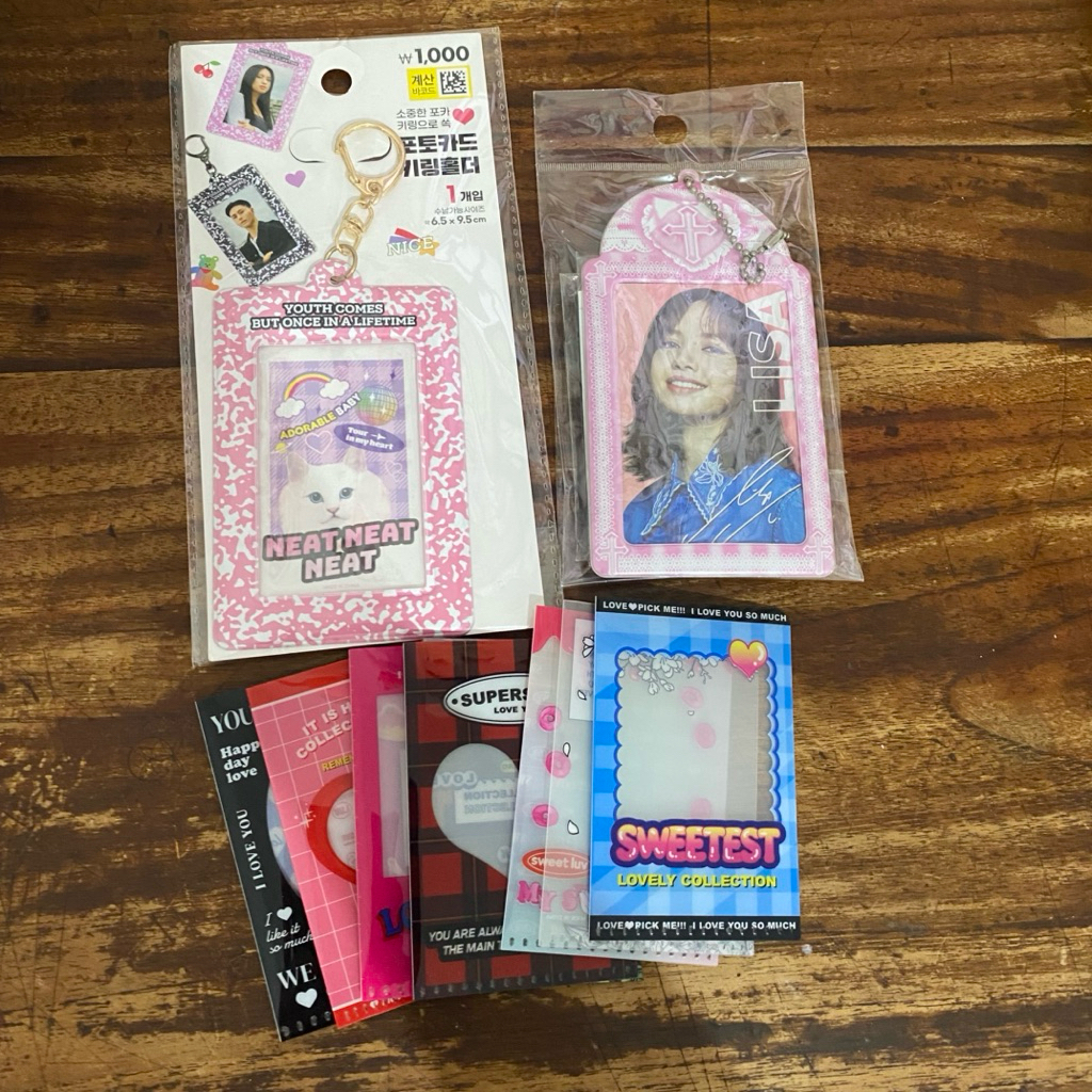 DAISO KOREA PHOTOCARD HOLDER