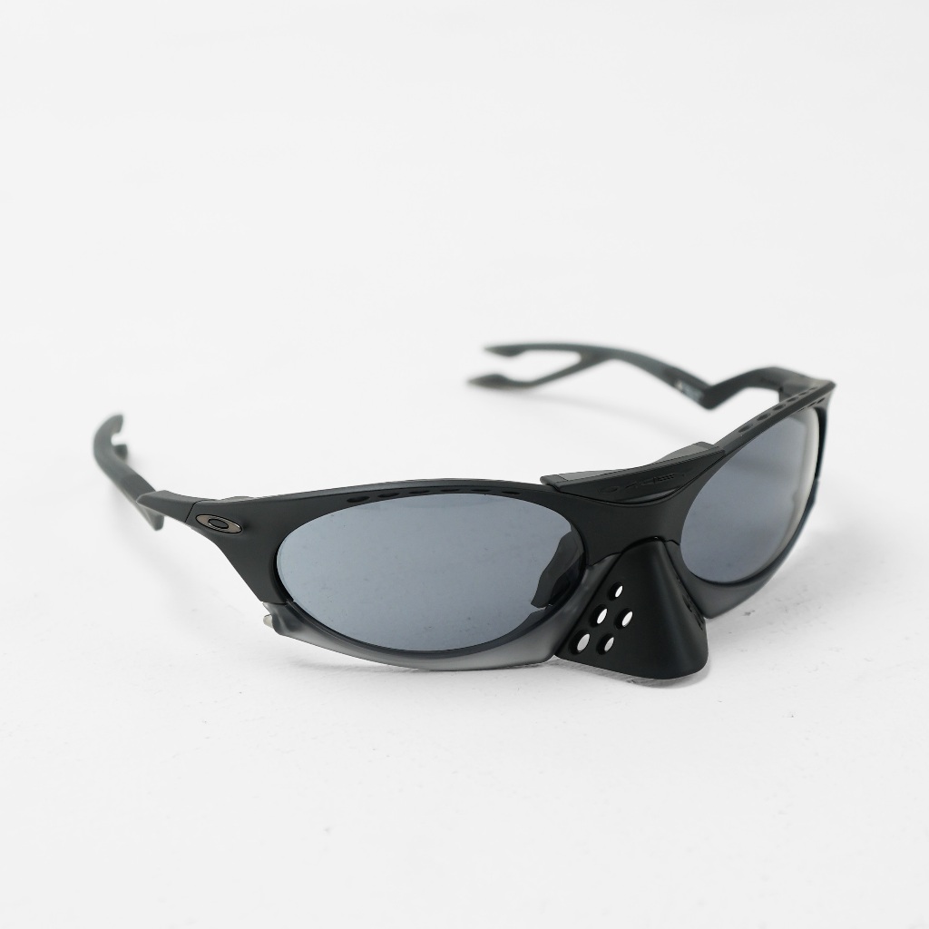 Oakley Plantaris Sunglasses Prizm Grey/Matte Black