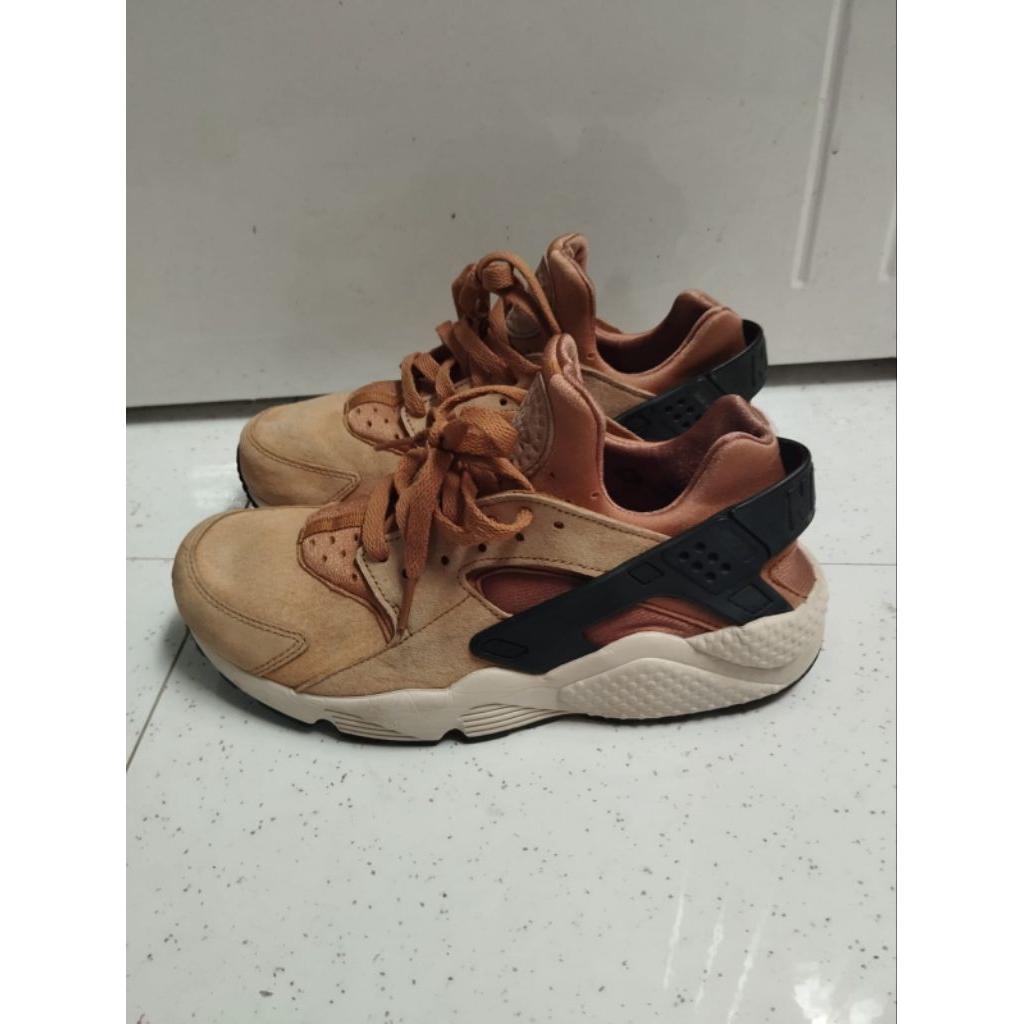 SEPATU NIKE HUARACHE SIZE 41 PRELOVED BEKAS