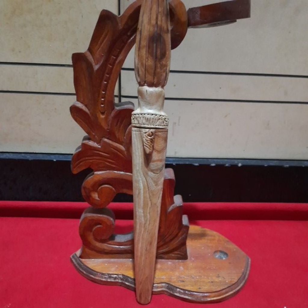 Tumbak Biring Lanang Sepuh Pamor Ombak Segoro