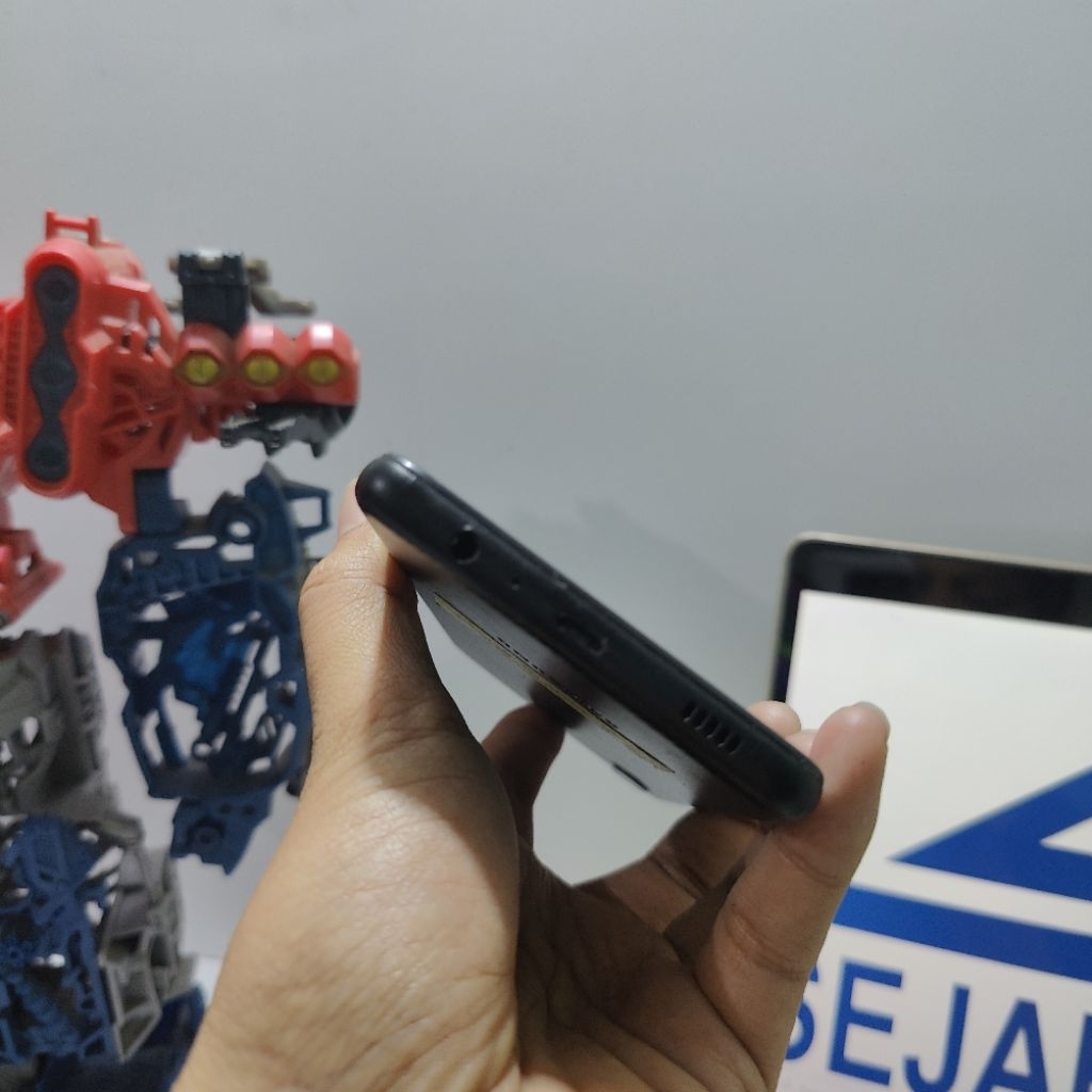 ponsel bekas Samsung M02 Ram 2GB Rom 32GB ponsel murah