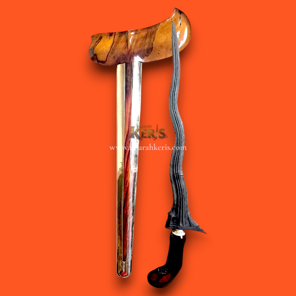 Keris Anoman Luk 5 Pamor Keleng Tangguh Majapahit