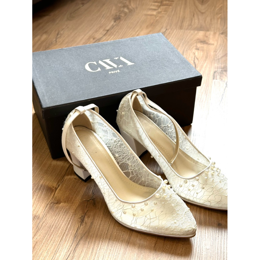PRELOVED CAVA PRIVE Wedding Shoes Bride Heels Sandal Pernikahan Size 39