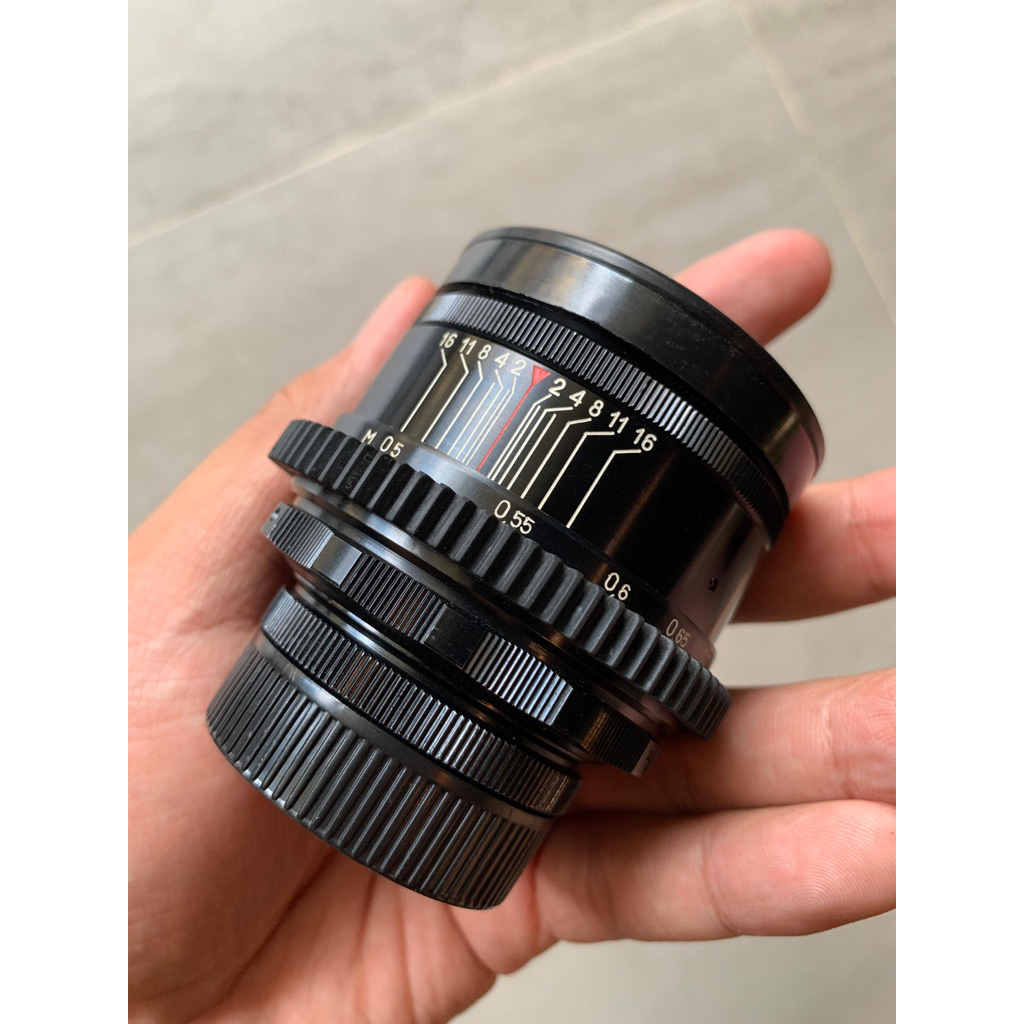 Helios 44-2 KMZ Version (The Batman Version) Very Good Condition. Rare Item, swirly bokeh.