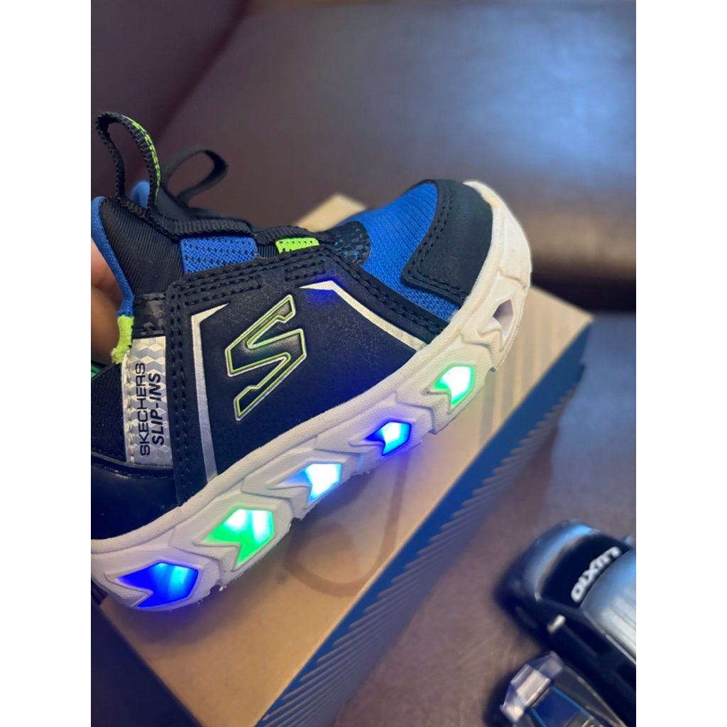 sepatu anak skechers preloved