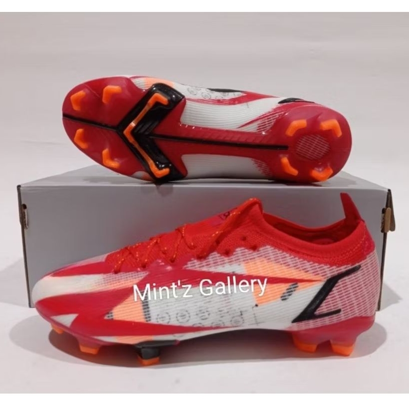 sepatu bola warna mercurial white dan elite red black