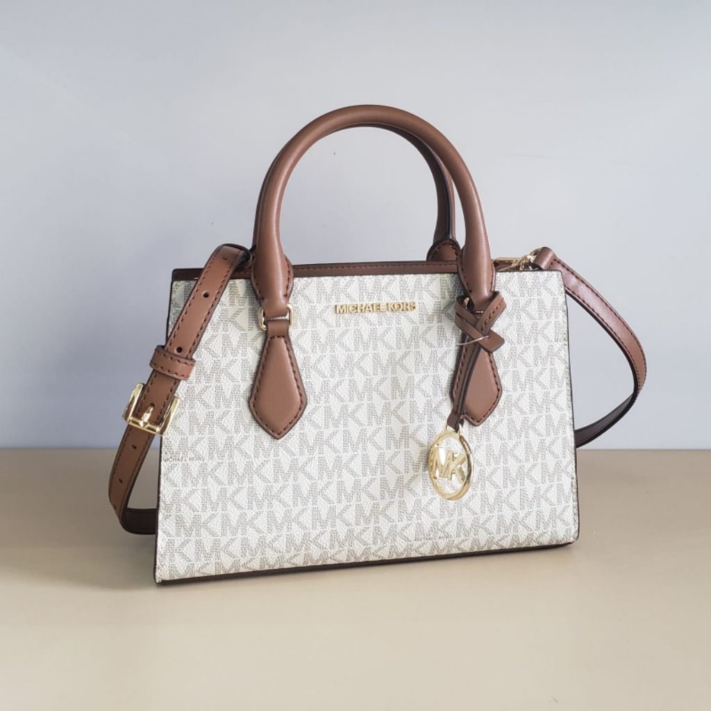 Ready tas wanita Mk Sheila Small Cz Satchel, Vanilla