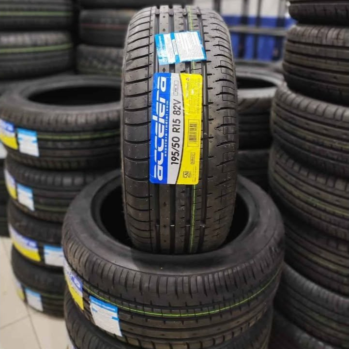 ACCELERA PHI-R 195 50 R15