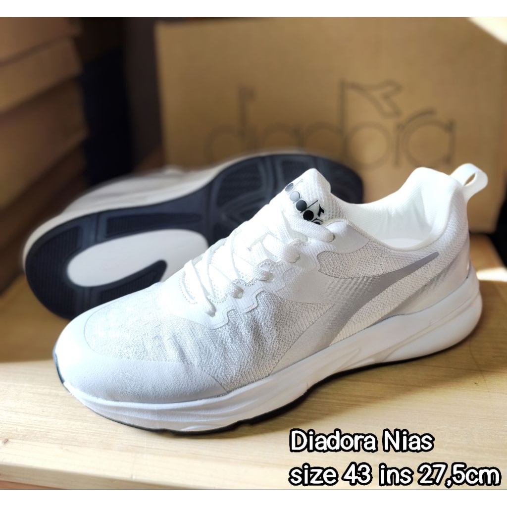 Sepatu Diadora Nador white / sepatu running Nias pria