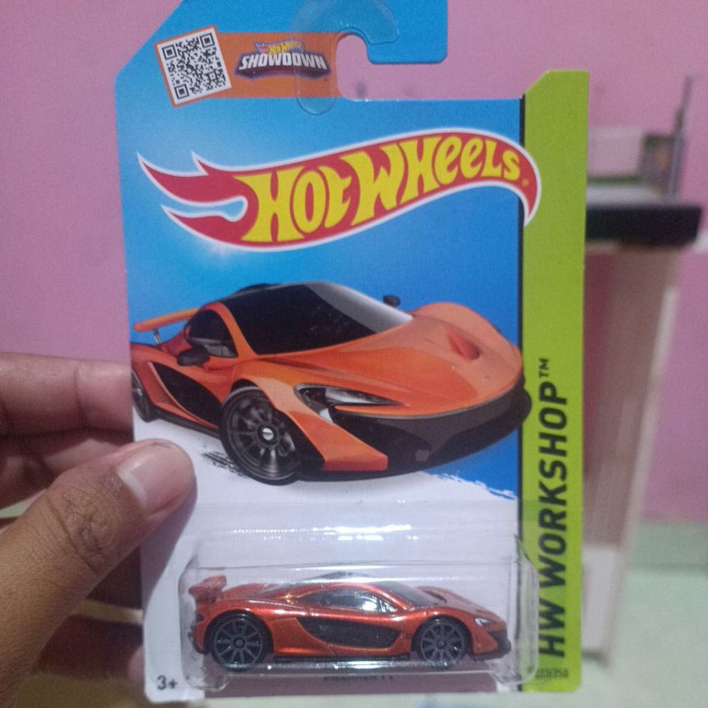 Hot wheels Mclaren p1 orange