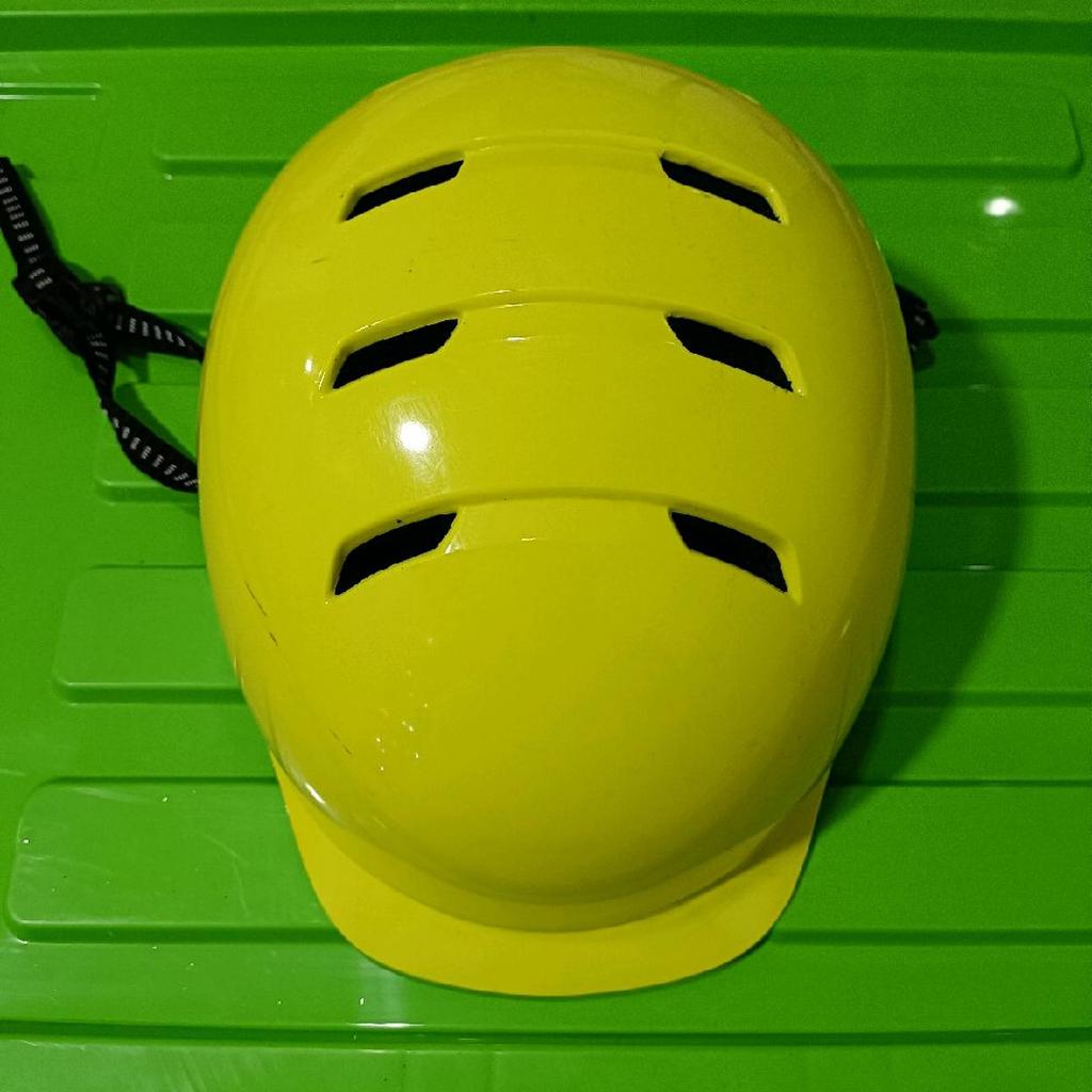 helm sepeda lipat outdoor merk syte second, helmet sepeda preloved second