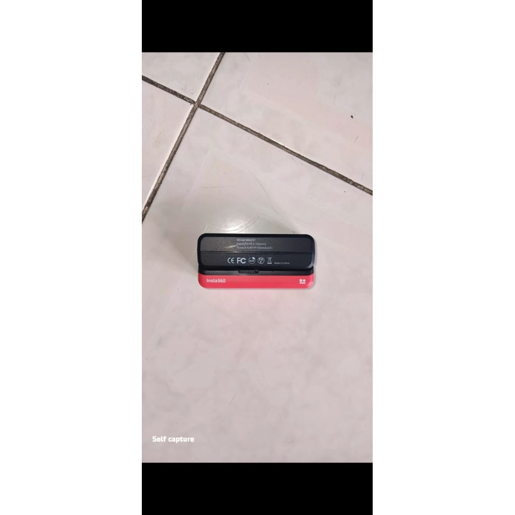 Batre dan Insta 360 One r 1inch Leica