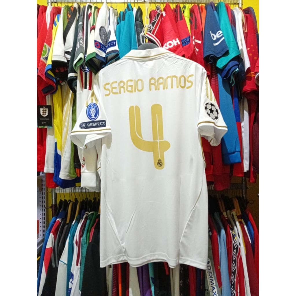 Jersey Bola Retro GO Madrid 2011 2012 SERGIO RAMOS 4