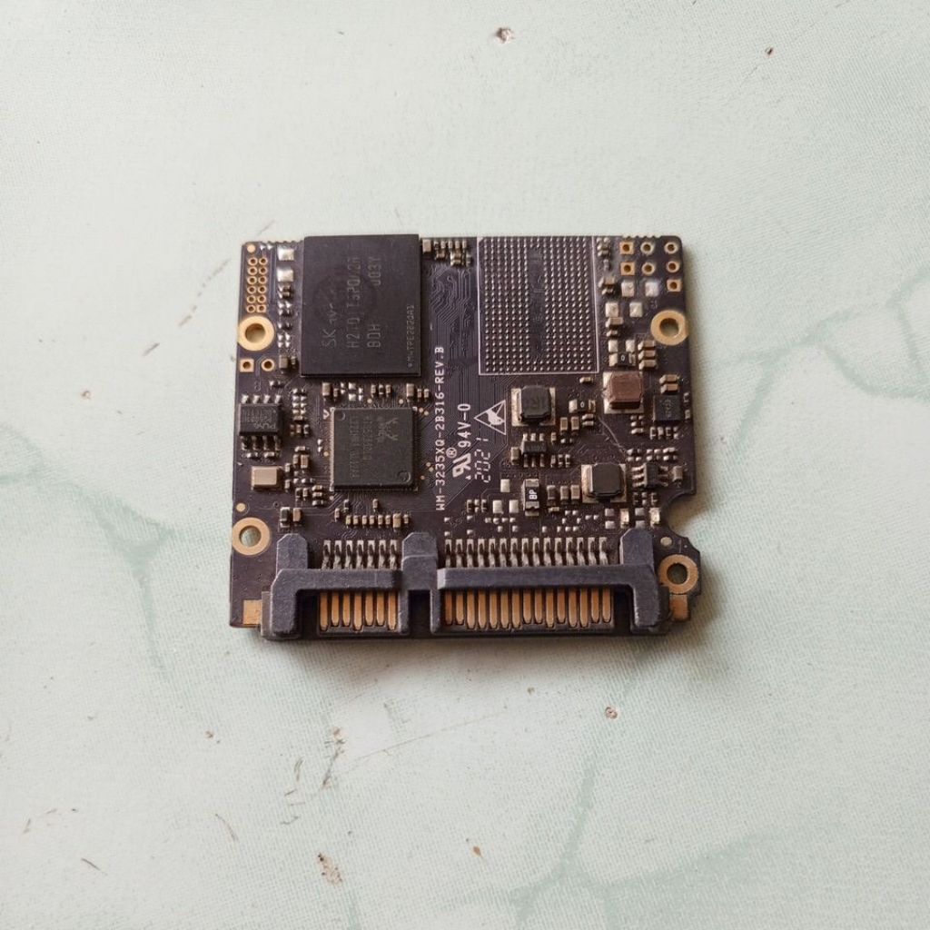 SSD Rusak model sata kapasitas / merk random