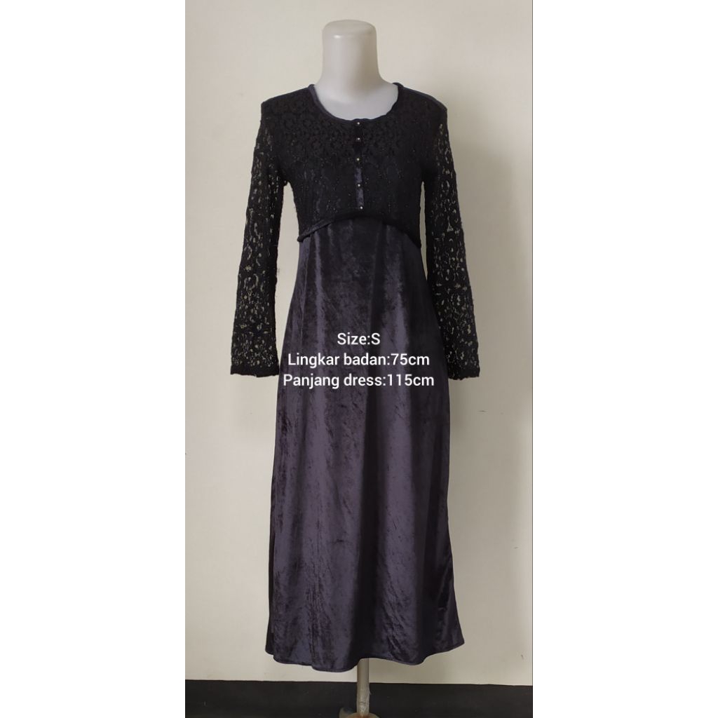 Dress pesta terusan panjang beludru(Preloved)