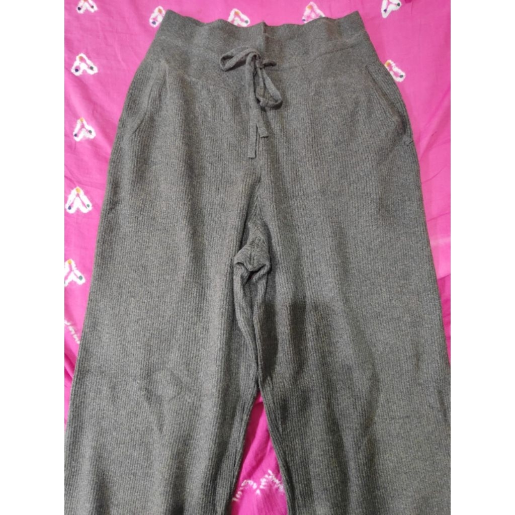 Celana Kulot Rajut Knit Uniqlo Tali