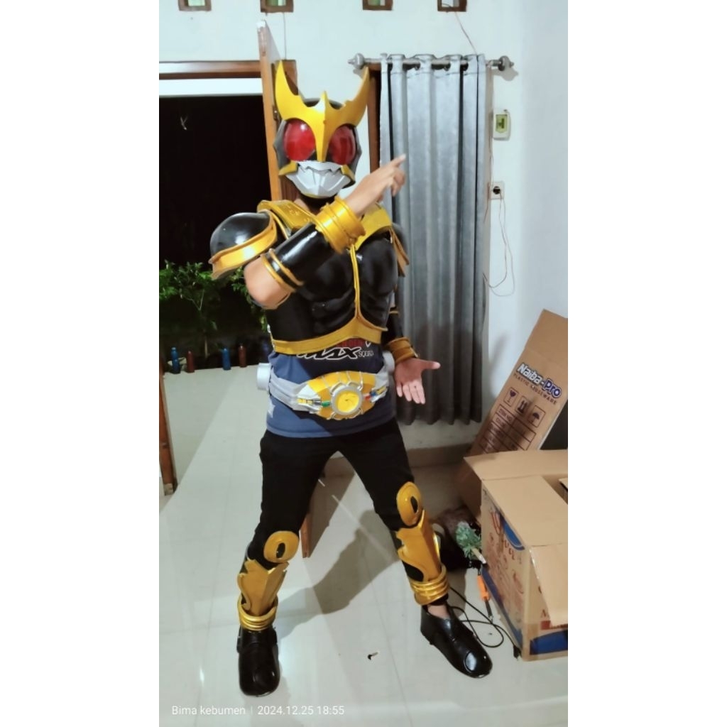 kostum Kamen rider kuuga