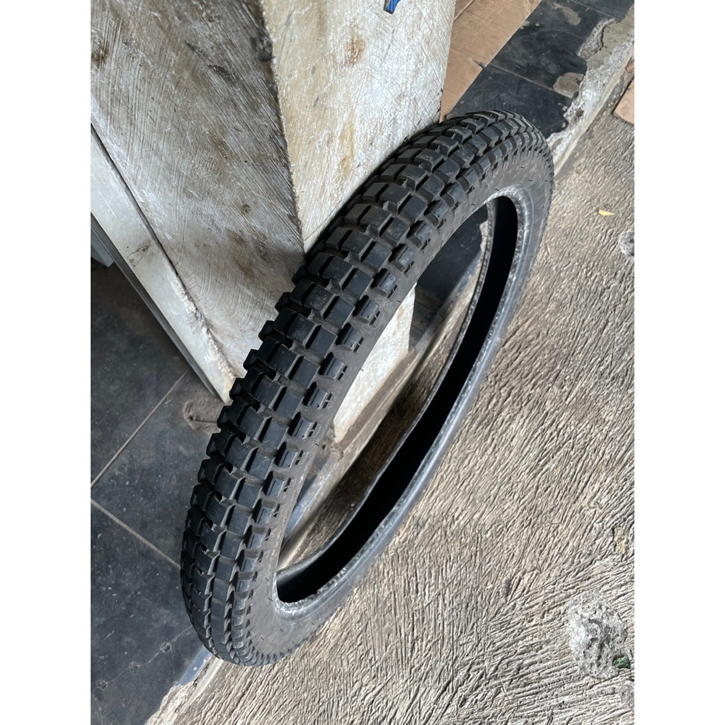 Ban IRC semi trail ring 21