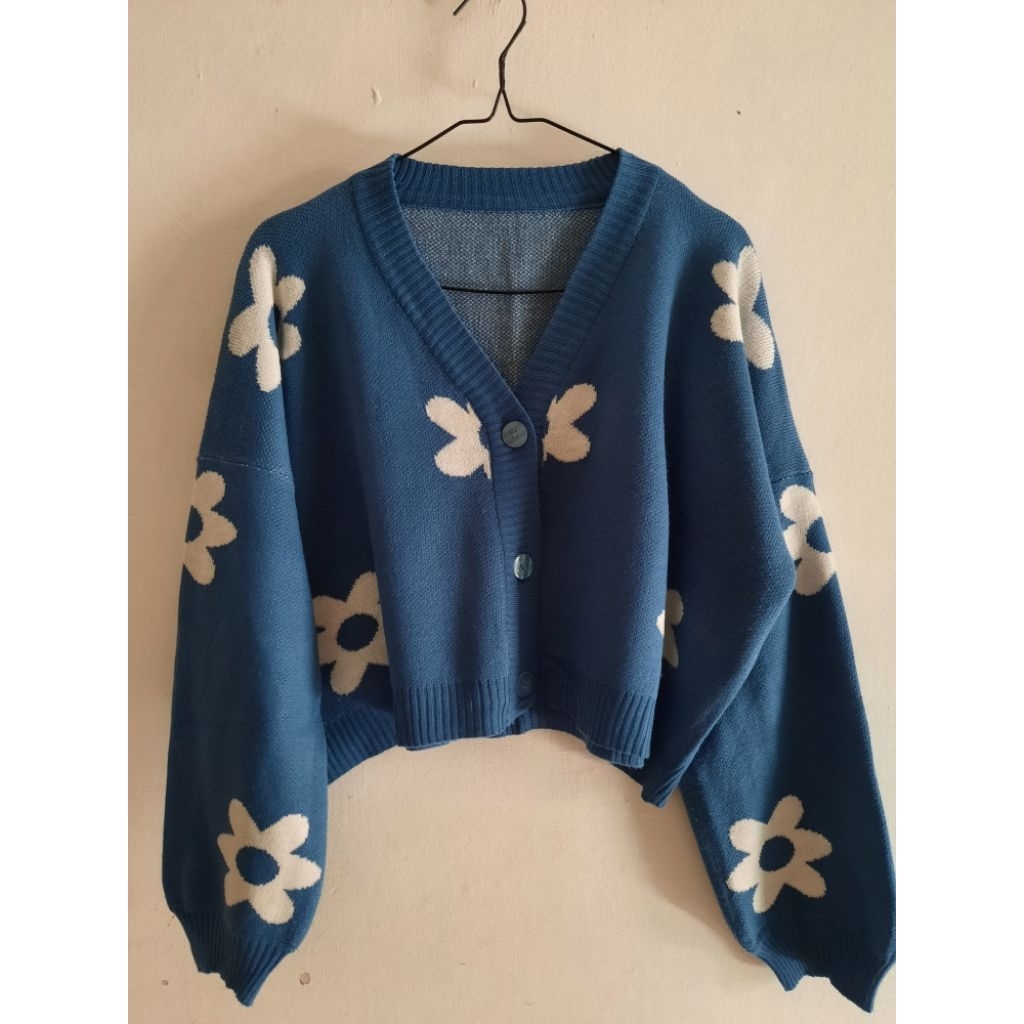 CARDIGAN RAJUT CROP OVERSIZE