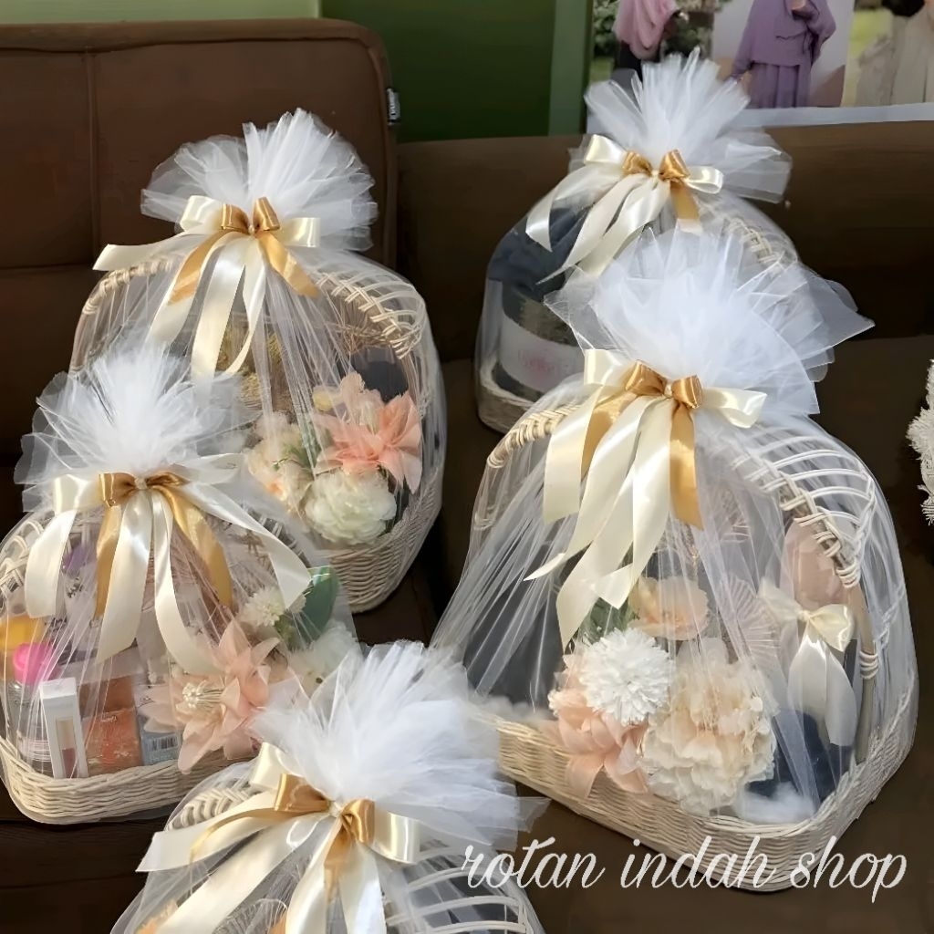 Keranjang Rotan Seserahan Plus Tile Parsel Sangkar isi 3pcs Hantaran Hampers
