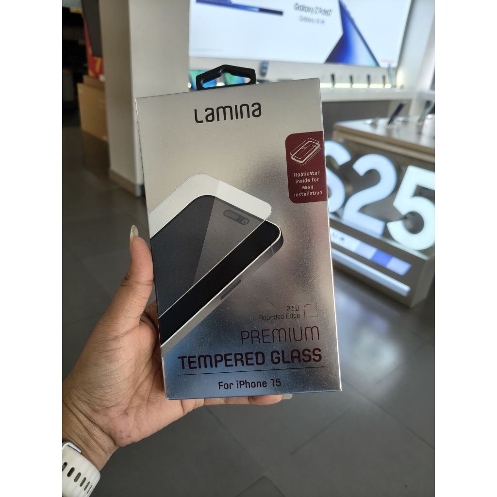lamina tempered glass iphone 15