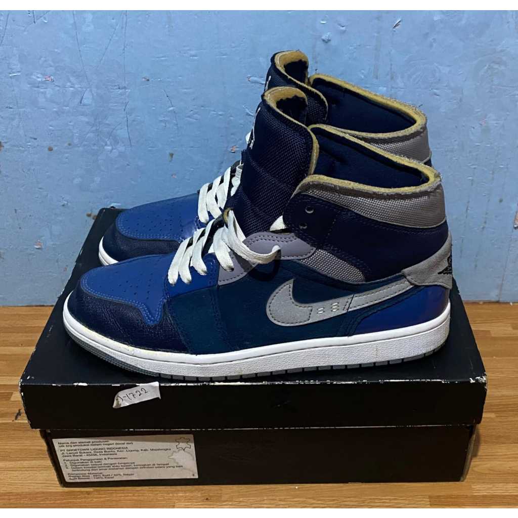 Nike Air Jordan 1 Mid Size 41 SE Craft Obsidian French Blue