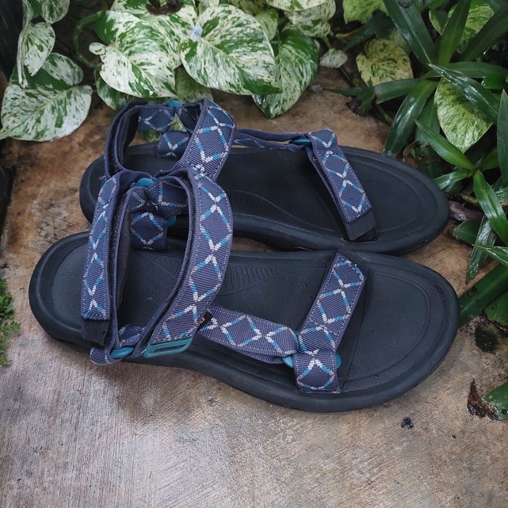 sandal gunung second teva size 43(28cm)